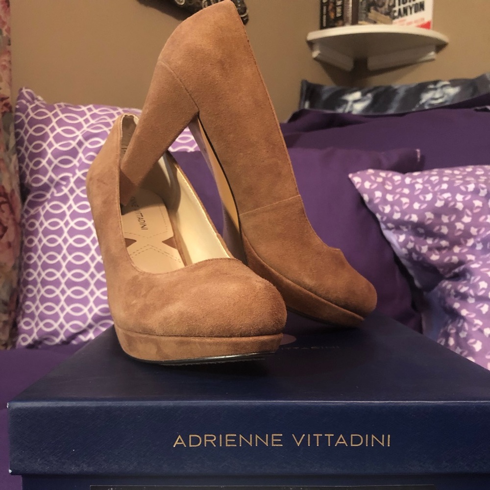 Classic Suede Pump